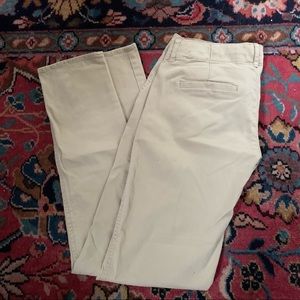 Size 1 (W25) Hollister khaki pants